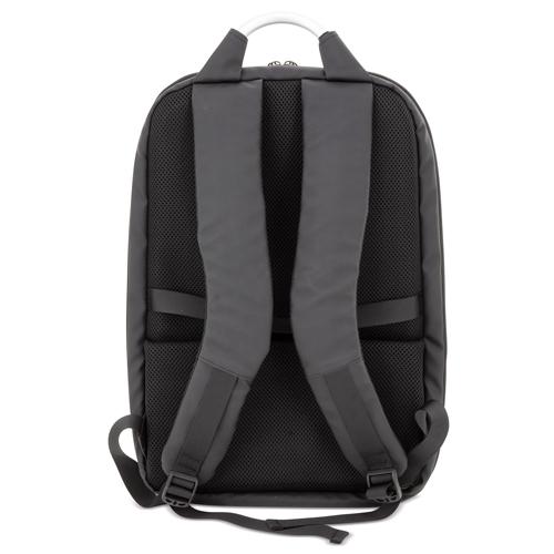 MOCHILA SEMIRIGIDA &quot;MAYER&quot; PIERRE DELONE